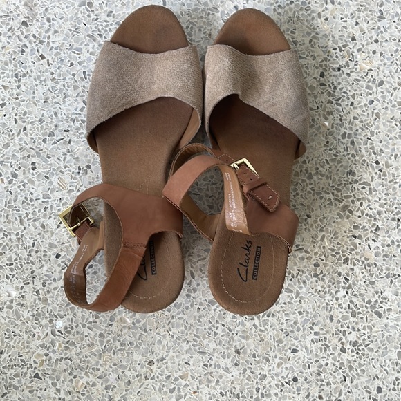 Clarks Collection Womens Open Toe Wedge Heel Tan Brown Sandal size 11 US - Picture 5 of 5